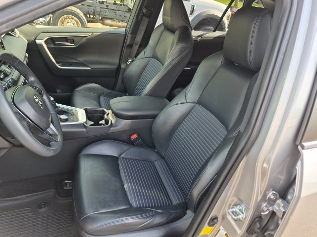 Used 2020 Toyota RAV4 XSE w/ All Weather Liner Package AWD/4WD image 22