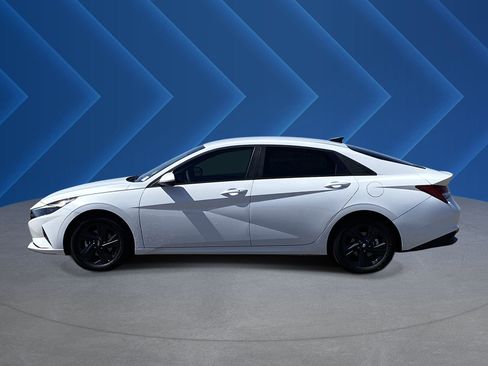 Used 2022 Hyundai Elantra Blue w/ Cargo Package FWD image 6