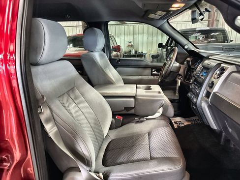 Used 2014 Ford F150 XLT w/ Equipment Group 302A Luxury AWD/4WD image 29
