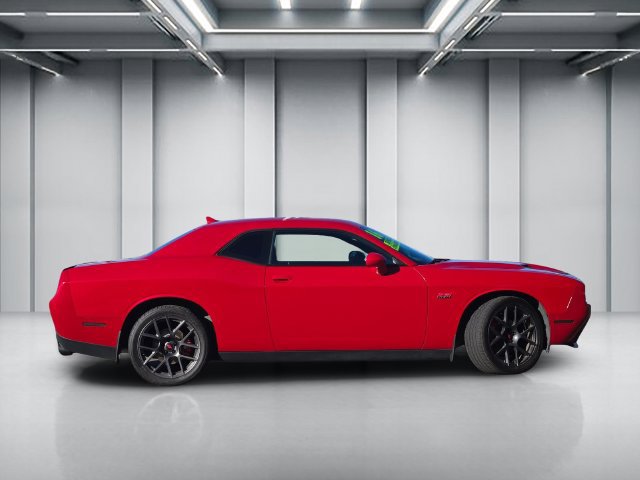 Used 2016 Dodge Challenger R/T w/ Sound Group RWD image 3
