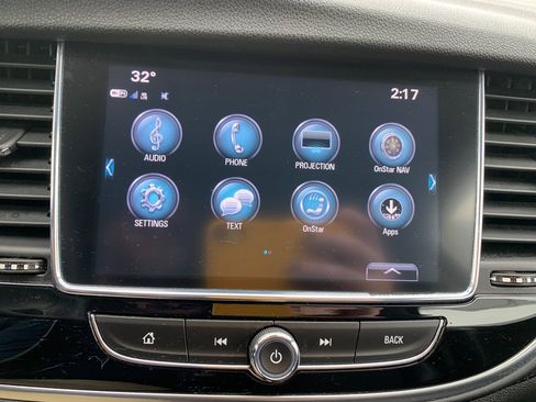 Used 2021 Buick Encore Preferred w/ Safety Package image 9