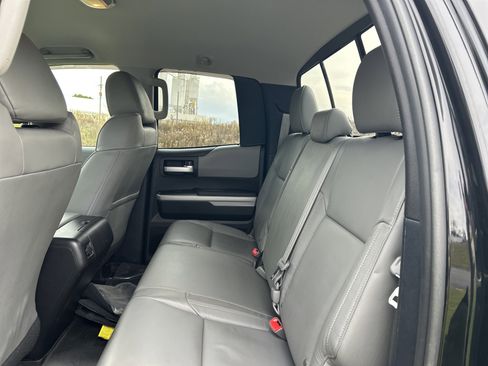 Used 2015 Toyota Tundra Limited w/ Limited Premium Package image 35