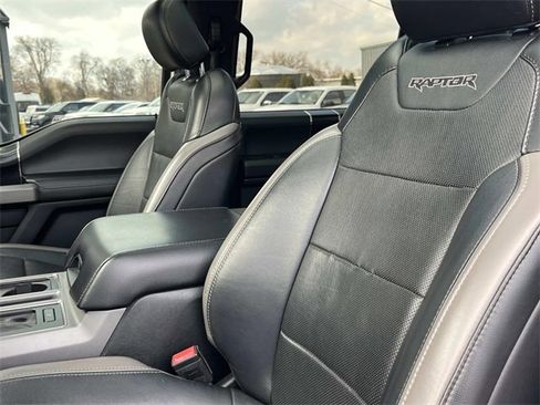Used 2018 Ford F150 Raptor w/ Equipment Group 802A Luxury image 30
