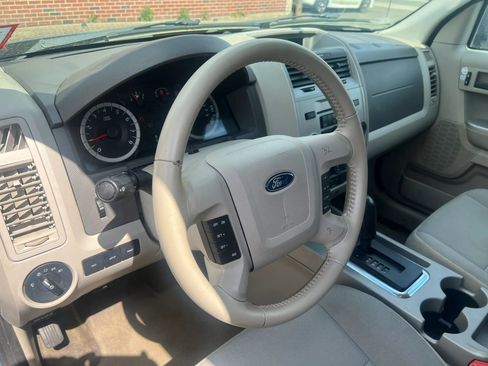 Used 2012 Ford Escape XLT image 15