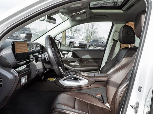 Used 2020 Mercedes-Benz GLS 450 4MATIC image 33