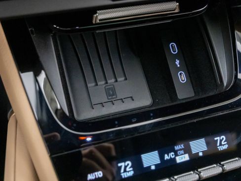 New 2026 Porsche Cayenne AWD/4WD image 23