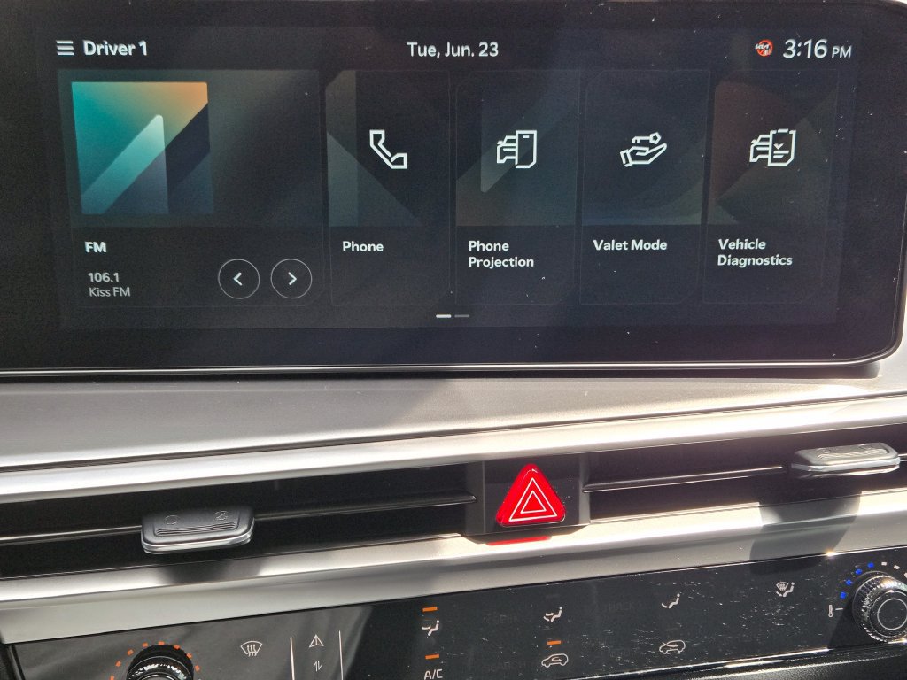 New 2026 Kia Sorento LX FWD image 12