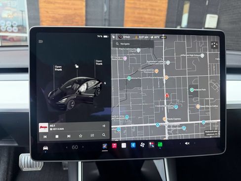 Used 2020 Tesla Model 3 Long Range AWD/4WD image 30