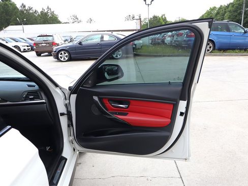 Used 2015 BMW 328i xDrive Sedan AWD/4WD image 34