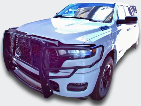Used 2025 RAM 1500 Big Horn AWD/4WD image 5
