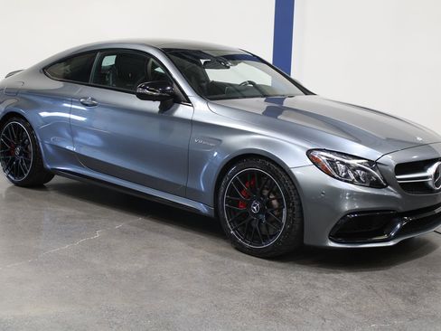 Used 2017 Mercedes-Benz C 63 AMG S image 2