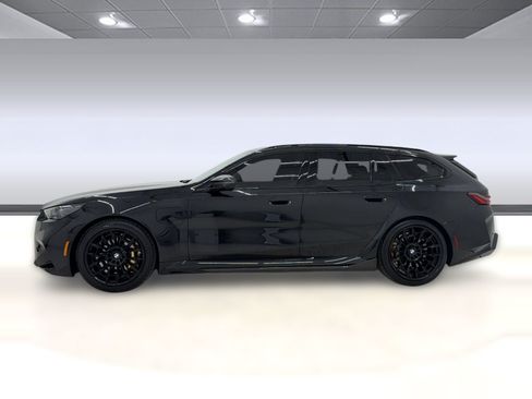 Certified 2025 BMW M5 Touring AWD/4WD image 2