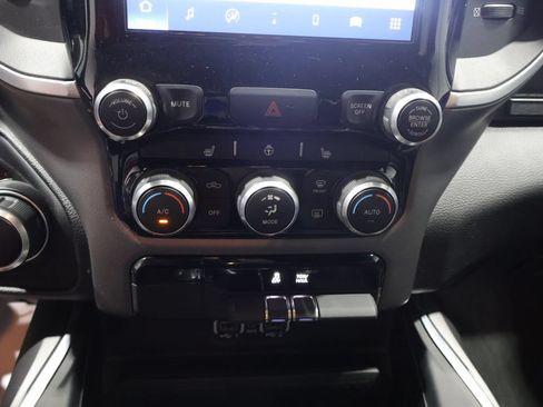 Used 2024 RAM 1500 Big Horn AWD/4WD image 25