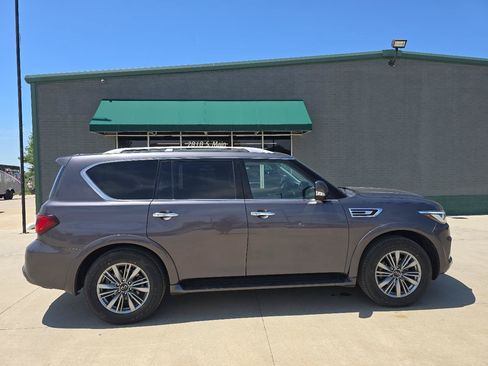 Used 2024 INFINITI QX80 Luxe AWD/4WD image 6