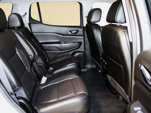 Used 2020 GMC Acadia SLT w/ Premium Package image 71