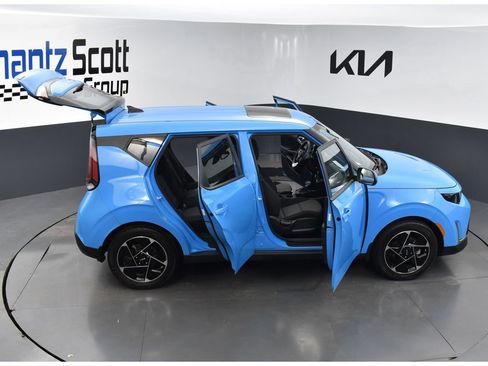 Used 2023 Kia Soul EX FWD image 32