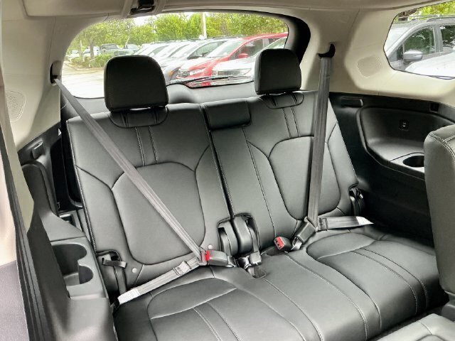 New 2026 Honda Pilot Touring image 14