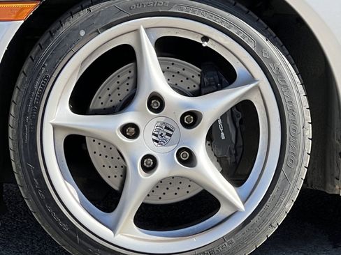 Used 2002 Porsche 911 Carrera image 13