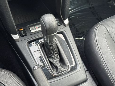 Used 2018 Subaru Forester 2.5i Touring w/ Popular Package #2 image 18