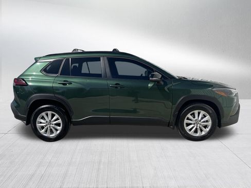 Used 2026 Toyota Corolla Cross LE FWD image 5