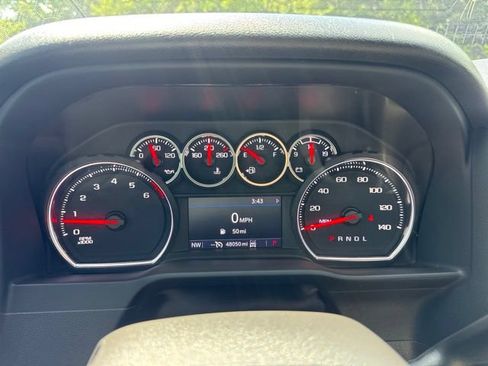 Used 2022 Chevrolet Silverado 1500 LT Trail Boss w/ Safety Package AWD/4WD image 25