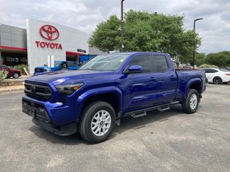 Used 2024 Toyota Tacoma SR5 video 1