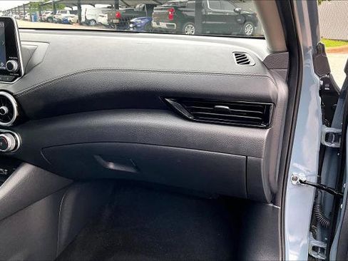 Certified 2025 Nissan Sentra SV FWD image 18