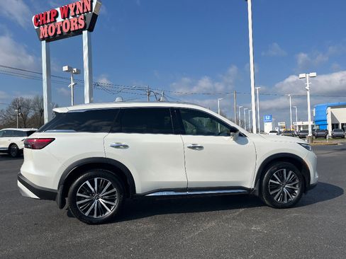 Used 2025 INFINITI QX60 Sensory w/ Vision Package image 8