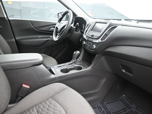 Used 2021 Chevrolet Equinox LT AWD/4WD image 26
