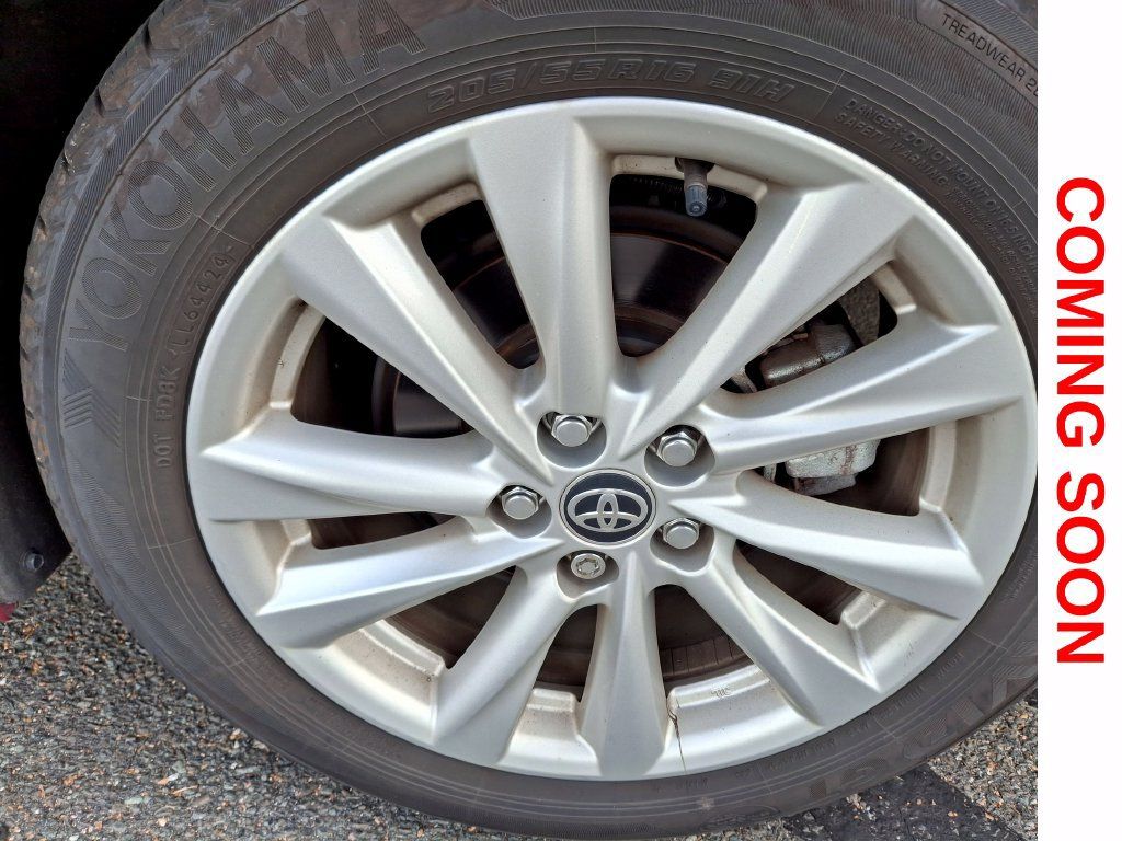 Used 2025 Toyota Corolla LE w/ LE Premium Package AWD/4WD image 9