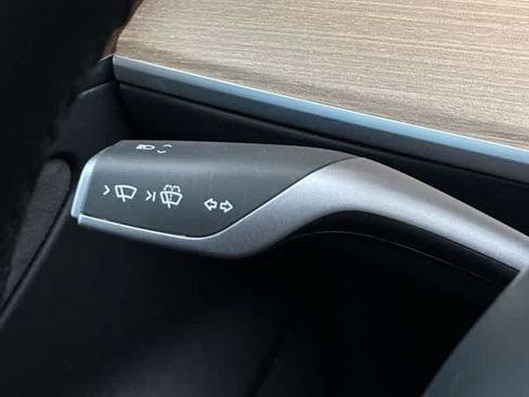 Used 2023 Tesla Model 3 Standard Range RWD image 29