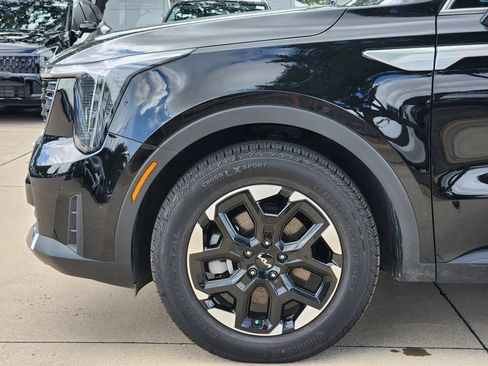 New 2026 Kia Sorento S w/ S Panoramic Sunroof Package FWD image 7