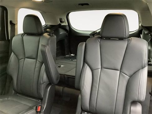 New 2026 Subaru Ascent Limited image 13