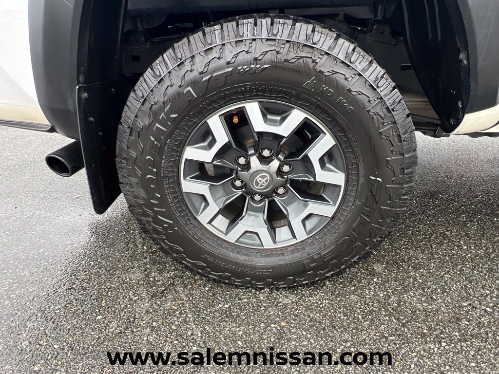 Used 2023 Toyota Tacoma TRD Off-Road AWD/4WD image 26