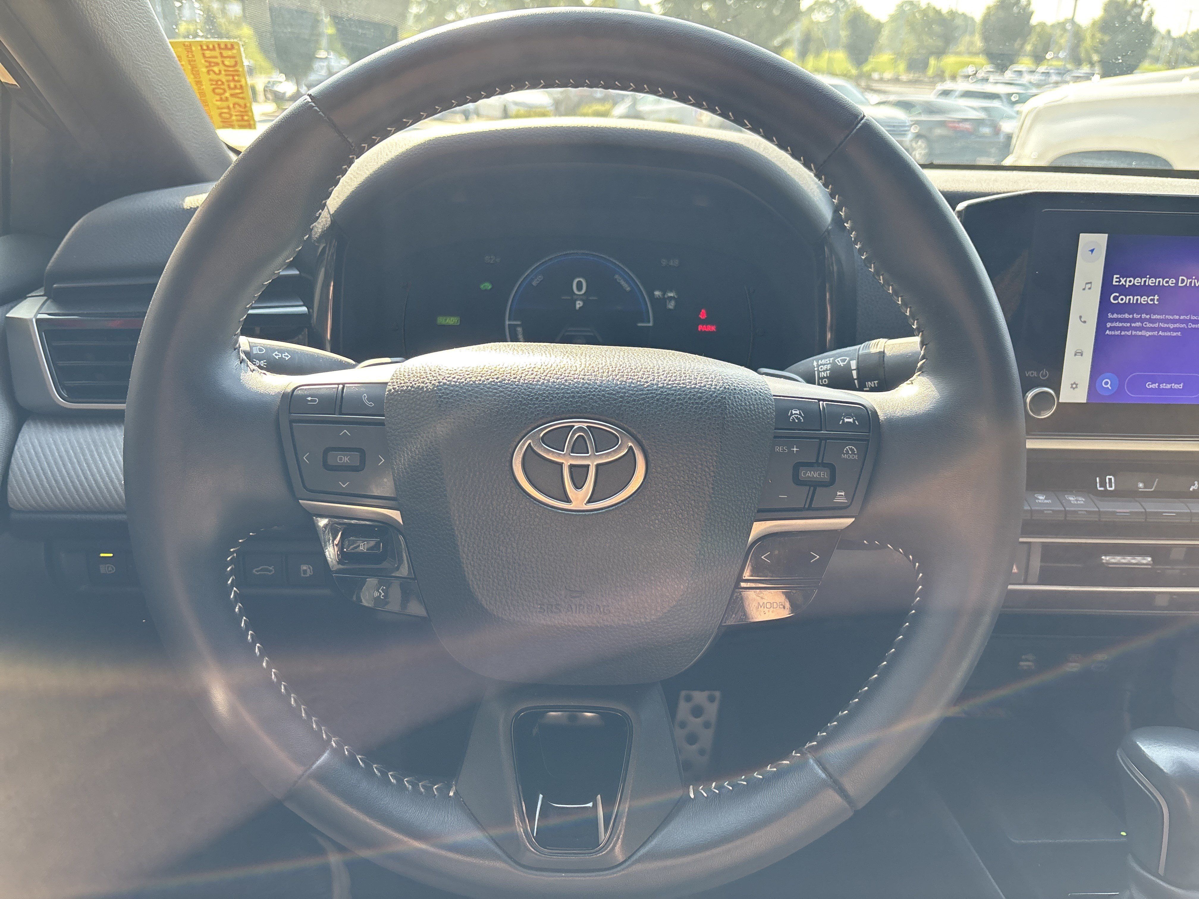 Used 2025 Toyota Camry SE FWD image 16