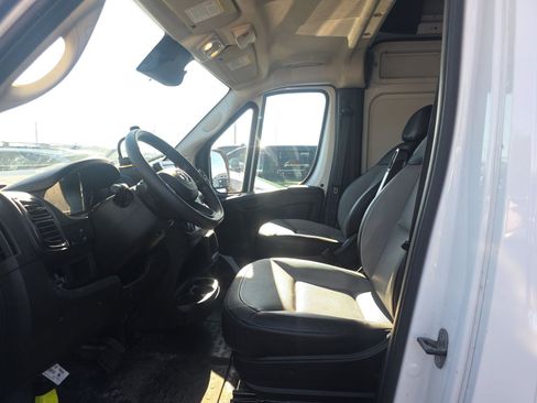 Used 2025 RAM ProMaster 3500 w/ Convenience Group FWD image 4