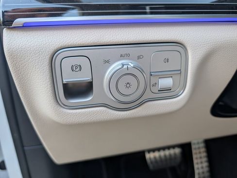 Used 2026 Mercedes-Benz GLS 450 4MATIC image 23