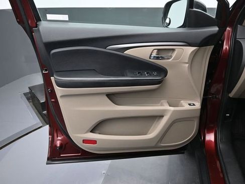 Used 2019 Honda Ridgeline RTL-T image 22