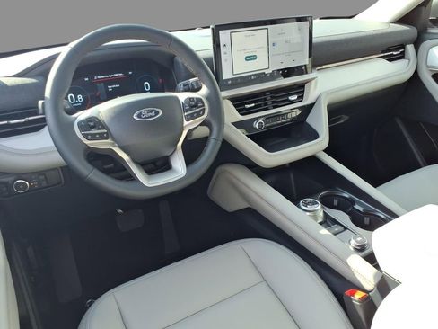 New 2026 Ford Explorer Active w/ Active Comfort Package image 6