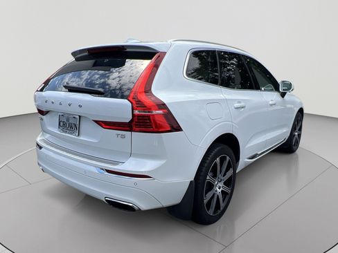 Used 2021 Volvo XC60 T5 Inscription w/ Protection Package FWD image 5