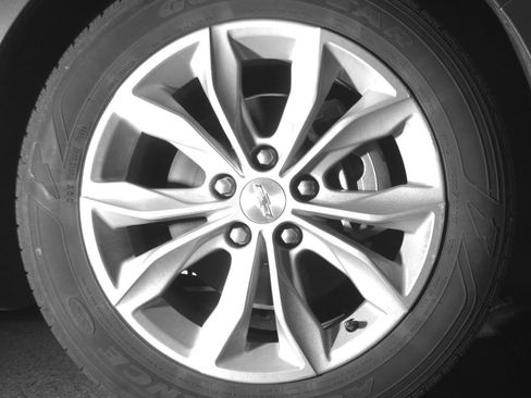 Used 2025 Chevrolet Malibu LT FWD image 22