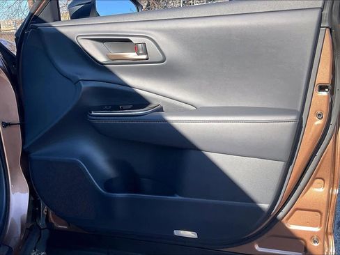 Used 2026 Toyota Crown Limited image 23