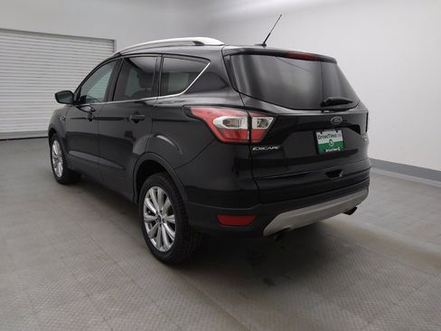 Used 2017 Ford Escape Titanium image 5