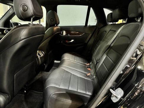 Used 2019 Mercedes-Benz GLC 300 4MATIC image 27