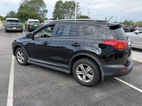 Used 2015 Toyota RAV4 XLE FWD image 5