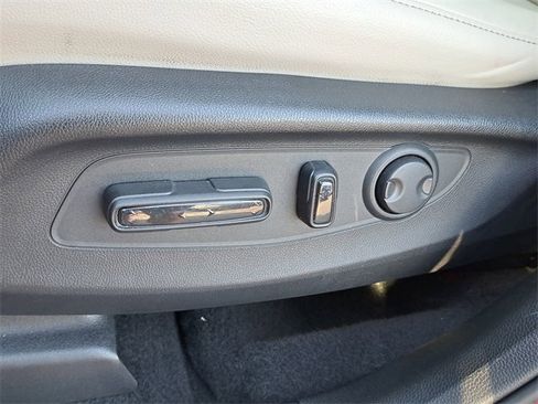 Used 2024 Honda CR-V EX-L image 19