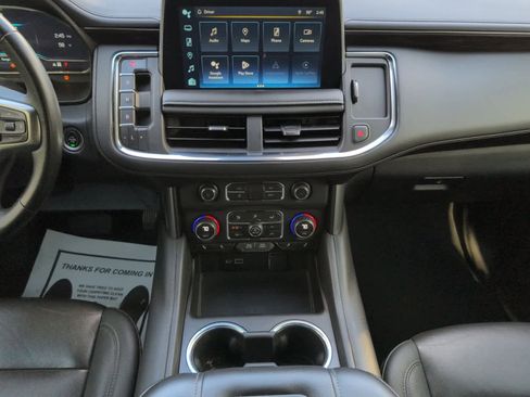 Used 2023 Chevrolet Suburban Z71 image 19