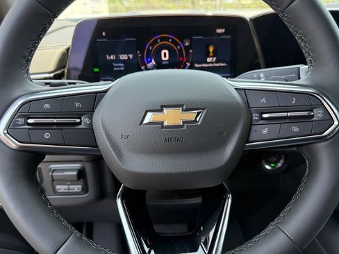 New 2026 Chevrolet Suburban Premier w/ Sun And Tow Package AWD/4WD image 21
