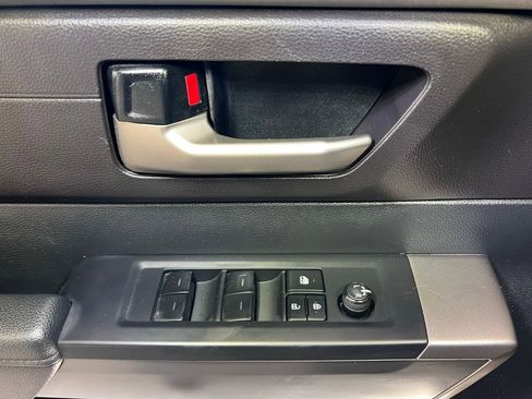 Used 2022 Toyota Tundra SR5 w/ SR5 Convenience Package image 22