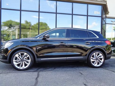 Used 2017 Lincoln MKX Reserve w/ Luxury Package AWD/4WD image 8
